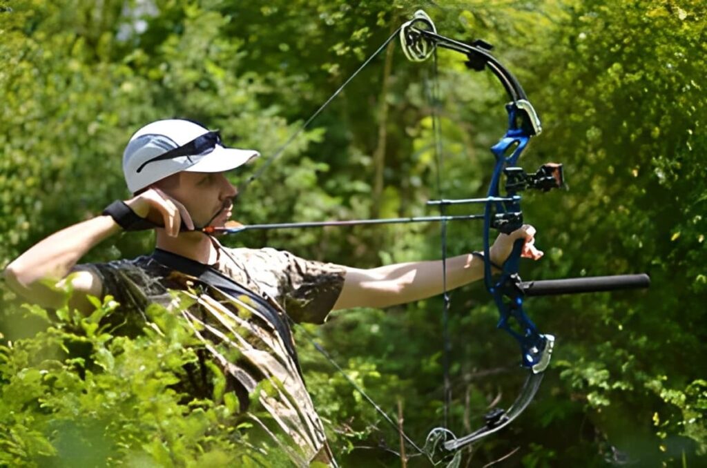 How to Aim With a Compound Bow for Maximum Accuracy